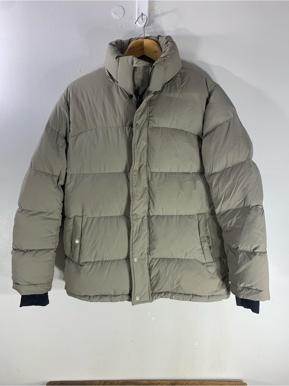 Superdry Super Puff 700 Fill Power Down Puffer Jacket XS Beige / Taupe